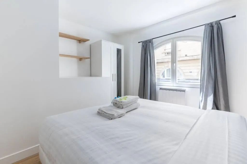 Home Suite Home Bourse Opéra-1
